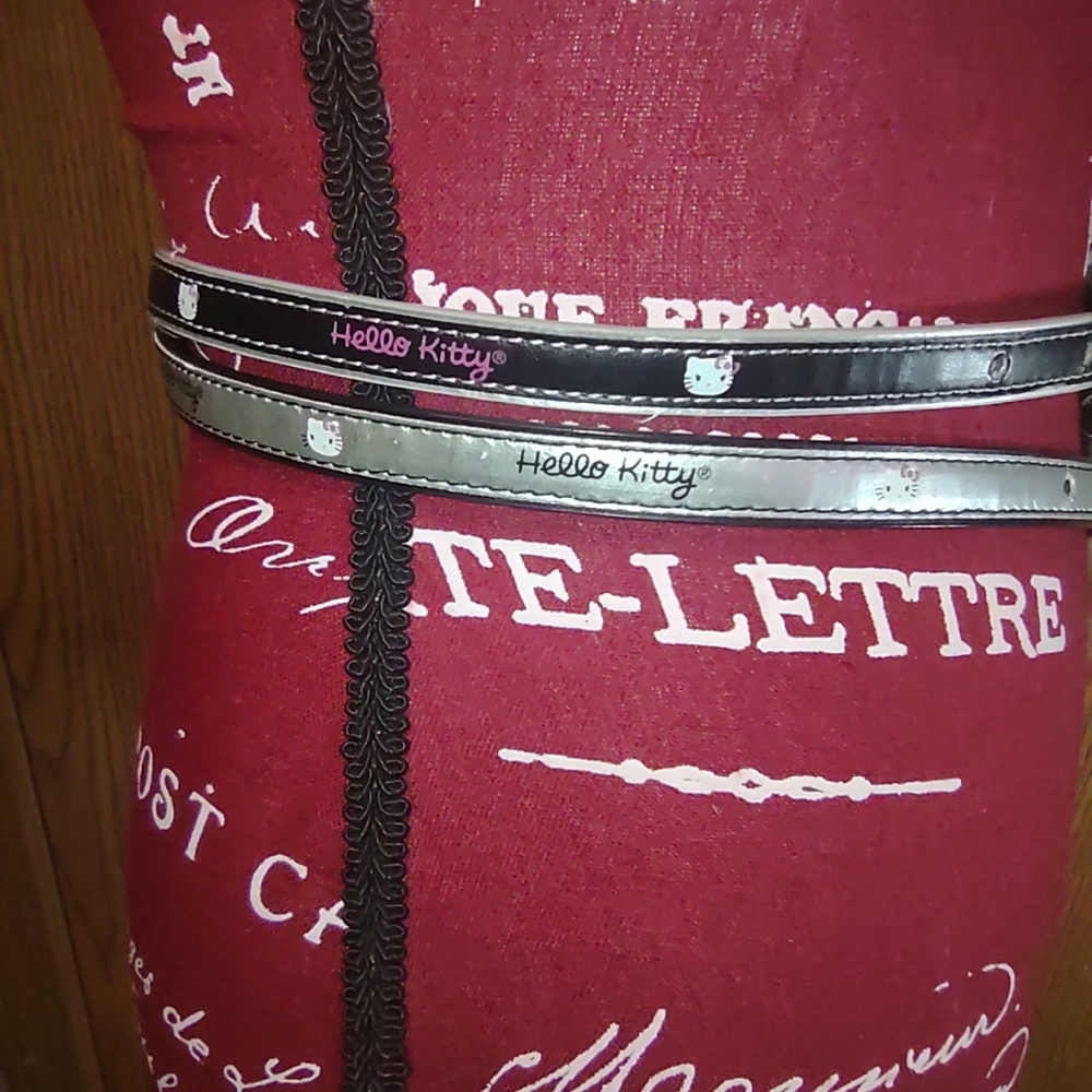 Hello Kitty belts - Picture 2 of 5